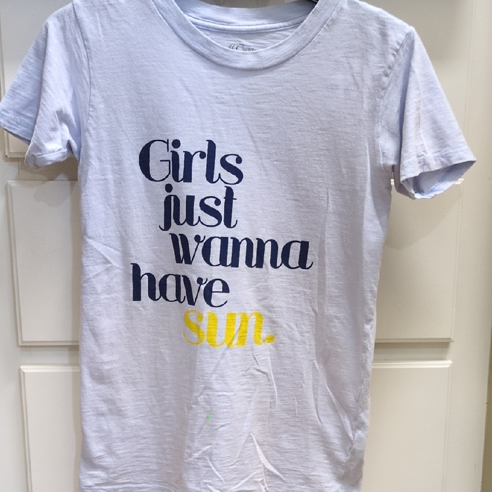 J. Crew Light Blue Tee with Blue and Yellow Graphic. Excellent ConditionSize XXS